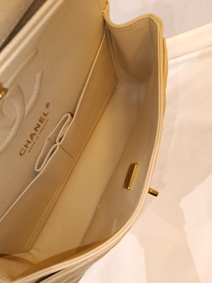 Chanel Small Caviar Beige GHW DF (CHIP)