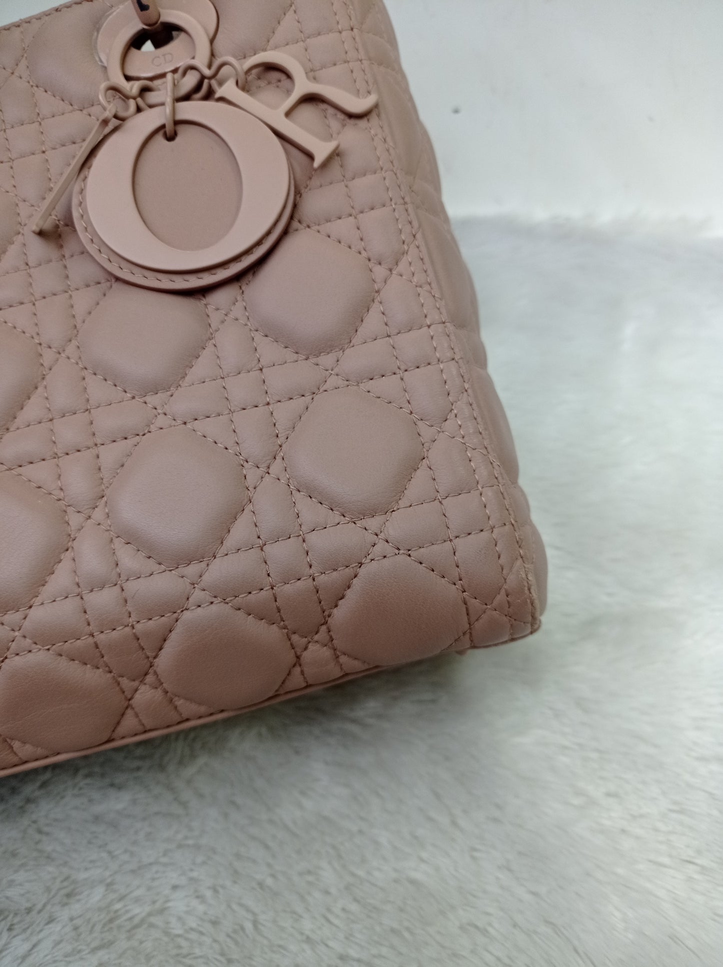 Lady Dior Medium Ultra Matte Blush 2019