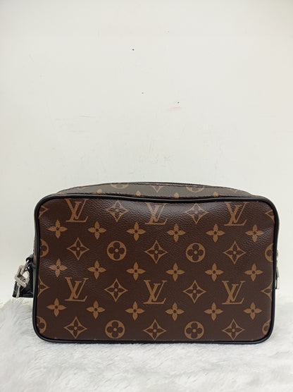 LV Kasai Clutch Monogram Macassar  2019