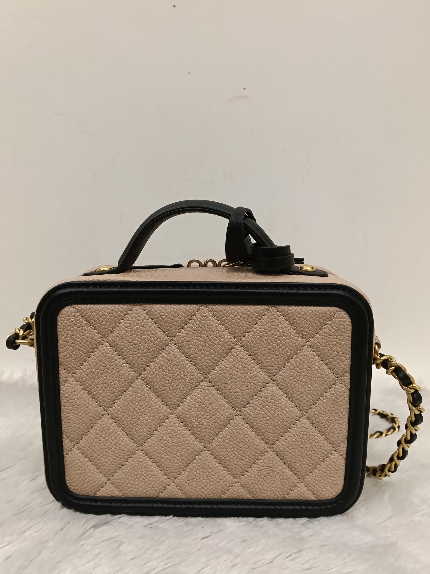 *Neverbeen Used* Chanel Filigree Vanity Case Small Caviar Beige Black GHW #27