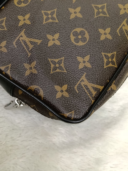 LV Kasai Clutch Monogram Macassar 2017