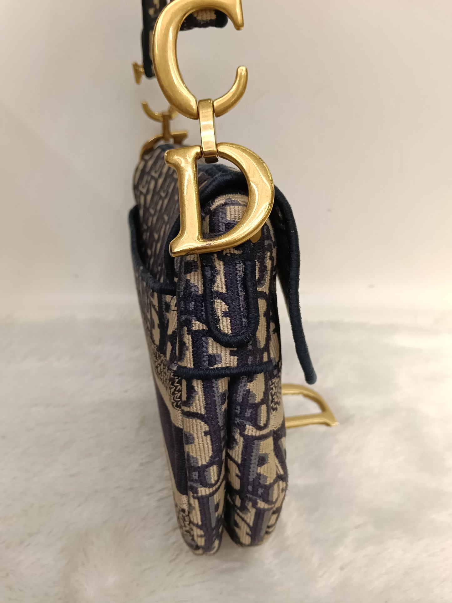 Dior Saddle Medium Oblique Embroidered Navy GHW 2020
