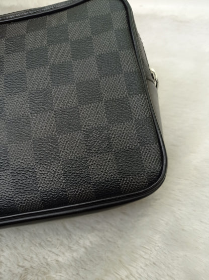 LV Kasai Clutch Graphite 2017
