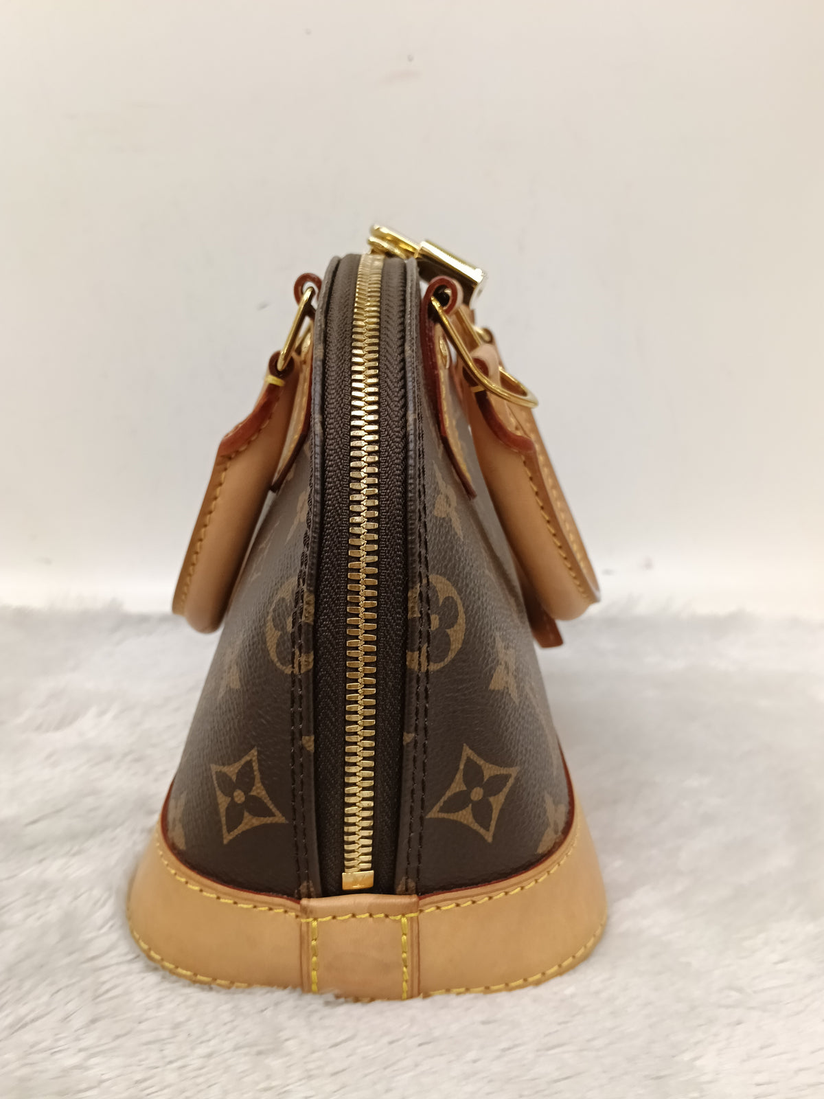 LV Alma BB Monogram 2024 (CHIP)