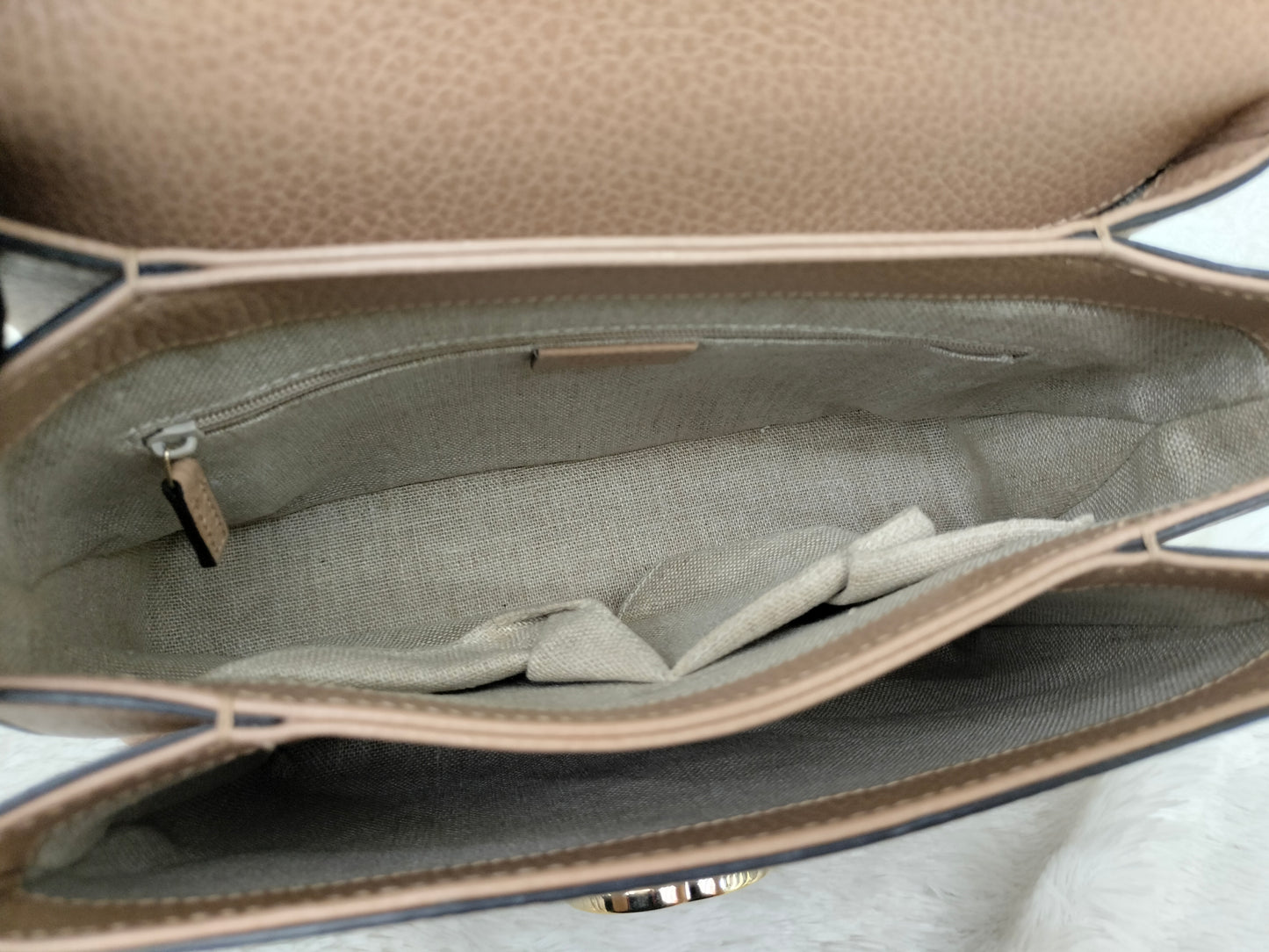 Gucci Interlocking Top Handle Beige GHW