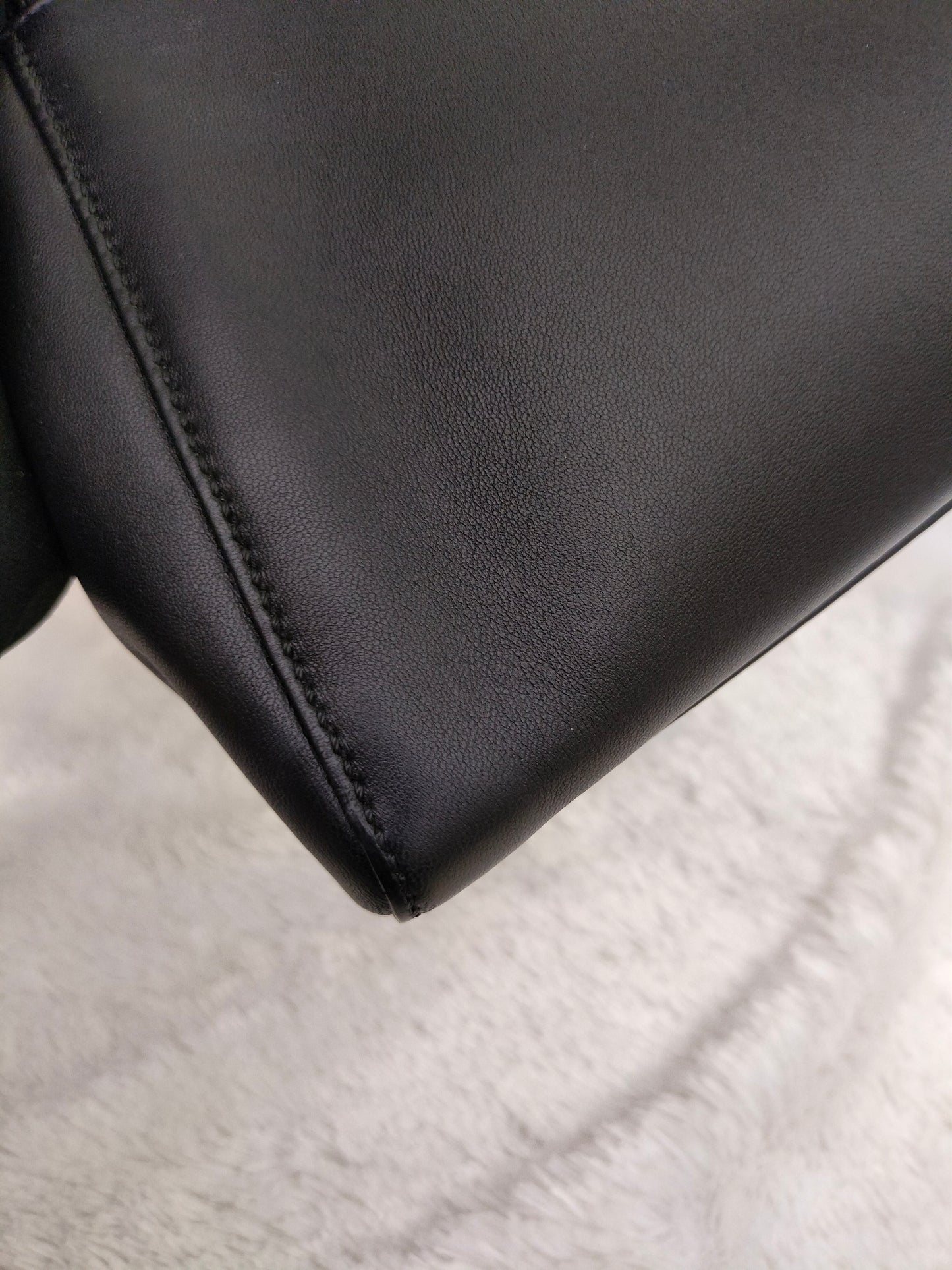 Fendi Peekaboo Iconic Mini Black SHW Pink Enamel