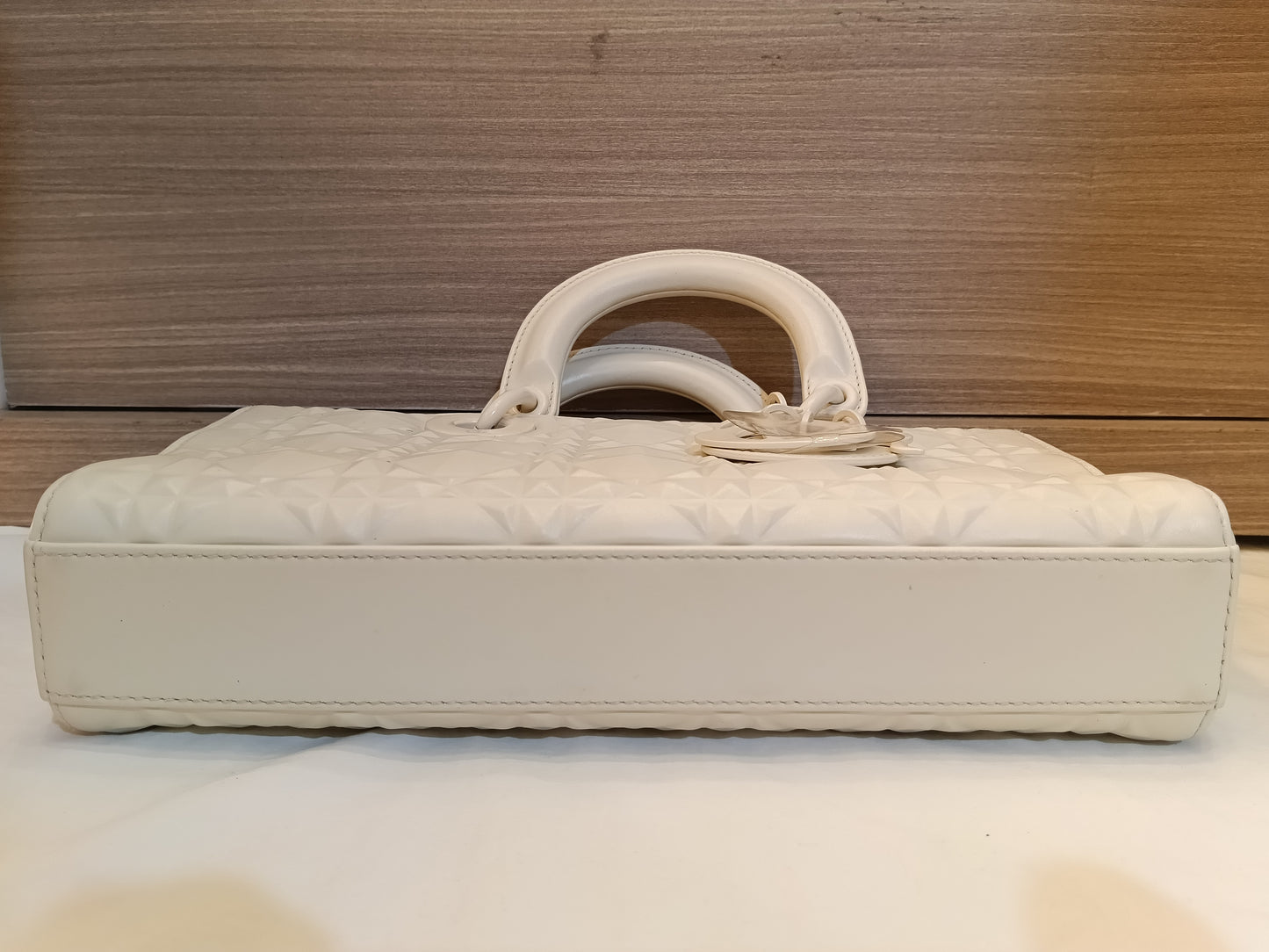 Dior Lady D'Joy Medium Cannage Diamond Latte 2022