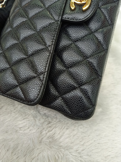 Chanel Medium Caviar Black GHW DF #20