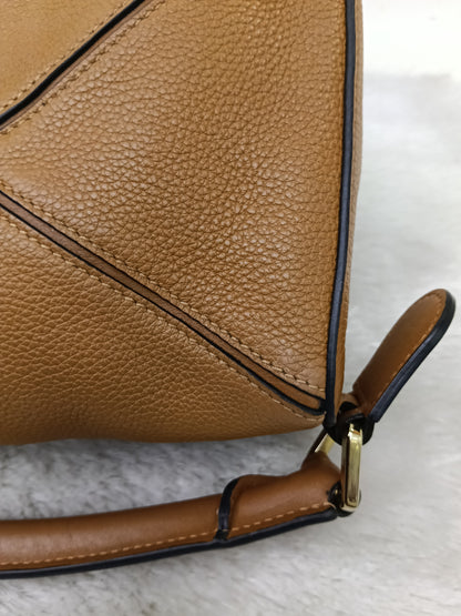 Loewe Puzzle Small Grained Caramel SHW 2020