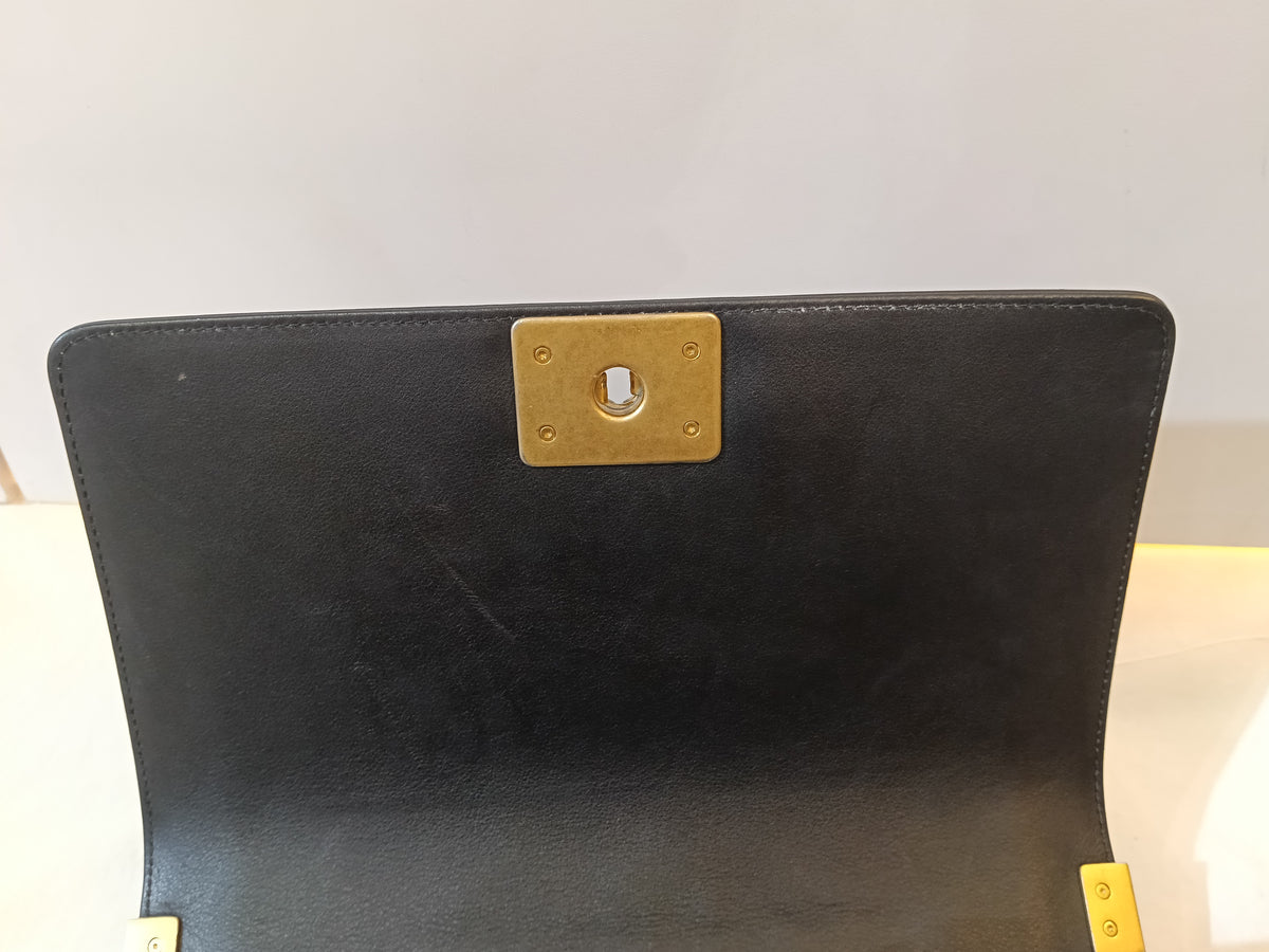 Chanel Boy 25 Crumpled Goatskin Black Gold GHW #26