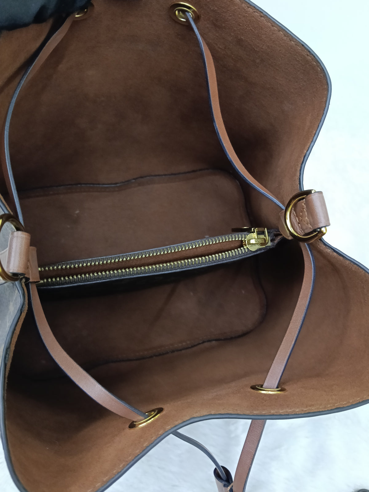 LV Neo Noe MM Monogram Caramel 2020