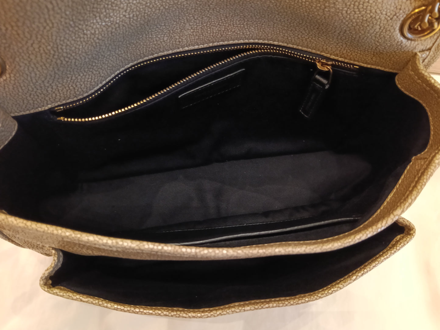 YsL Niki Medium Stingray Embossed Beige GHW 2019