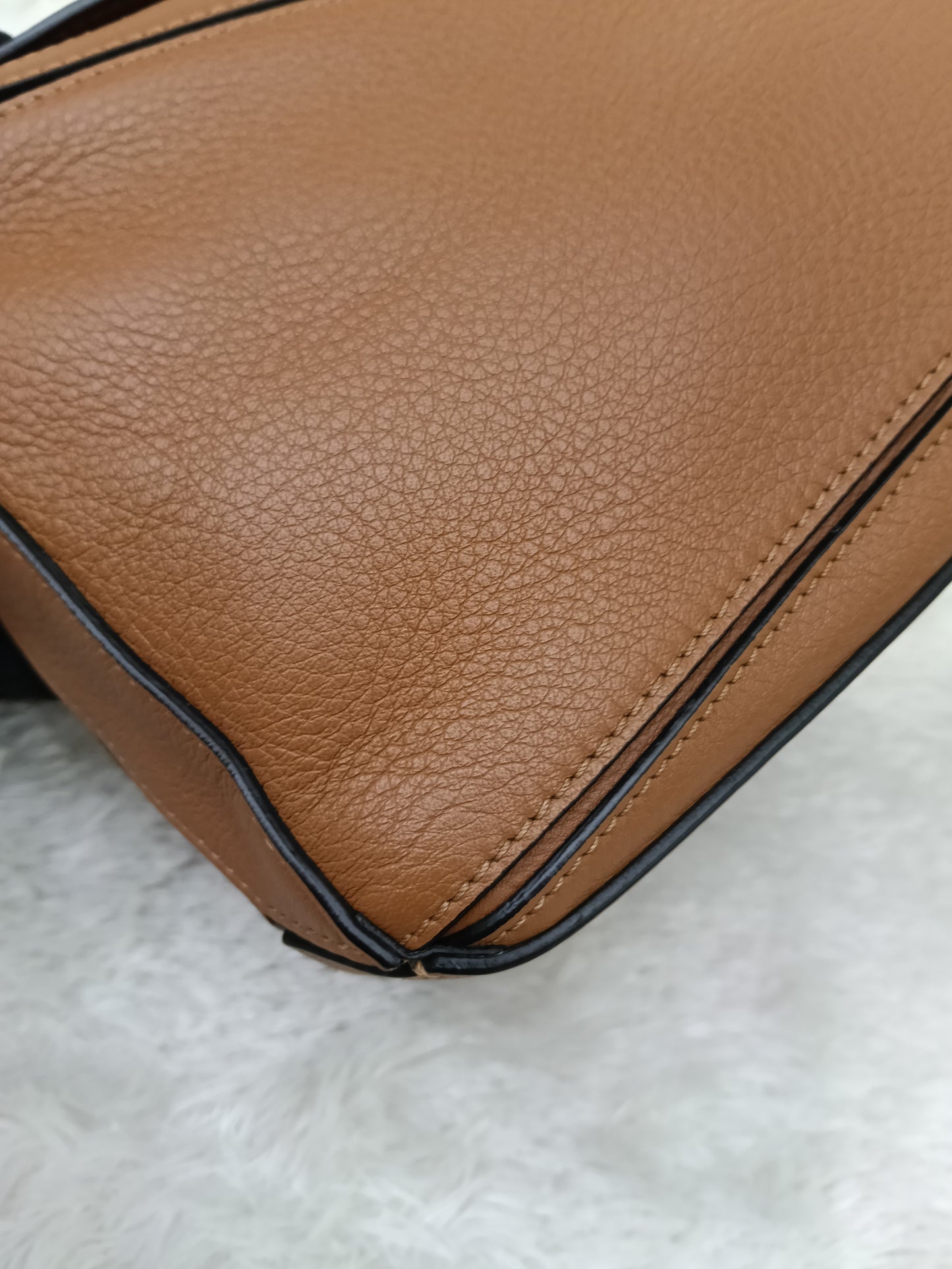 Loewe Puzzle Small Tan SHW 2020