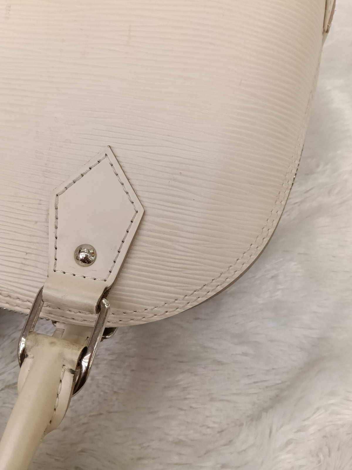 LV Alma BB SL Epi Quartz 2023 (CHIP)