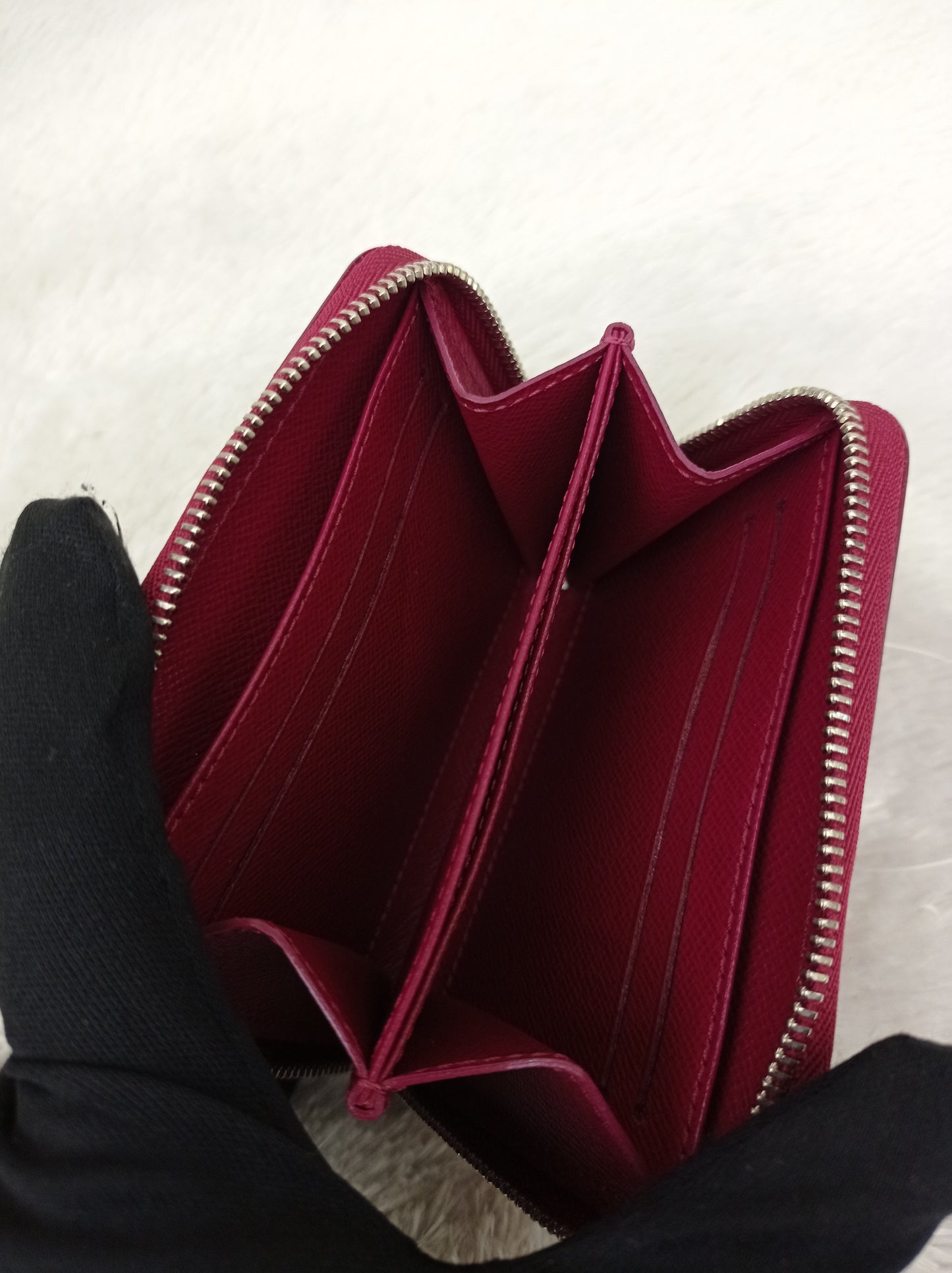 LV Zippy Coin Purse Epi Fuchsia