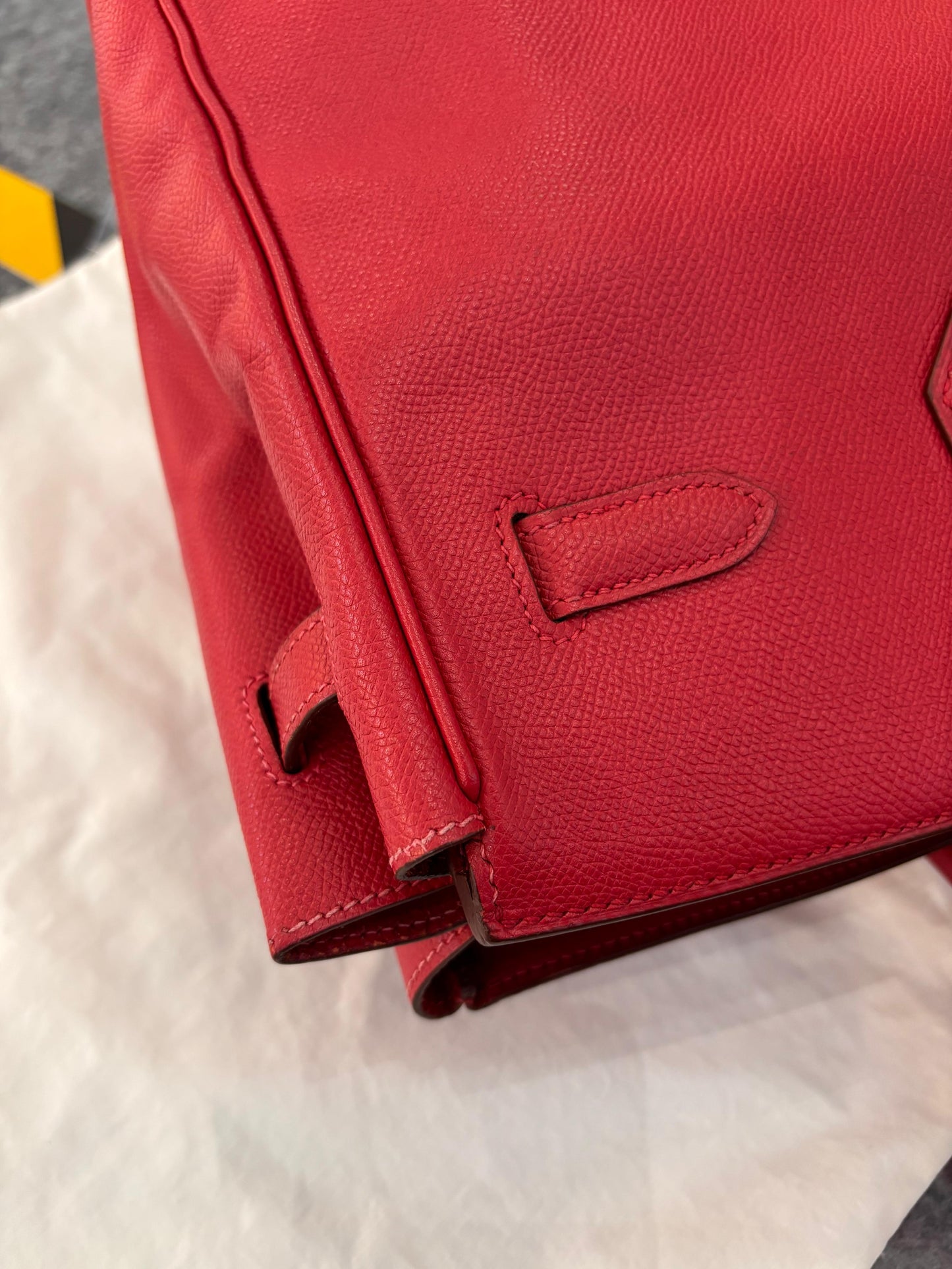 B35 Epsom Ferrari Red GHW #G square