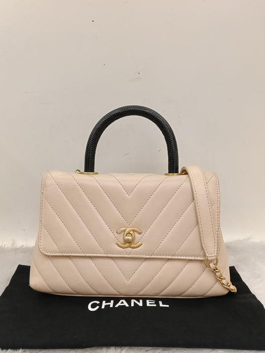 Chanel Coco Handle Small Chevron Calfskin Beige Handle Lizard GHW #25