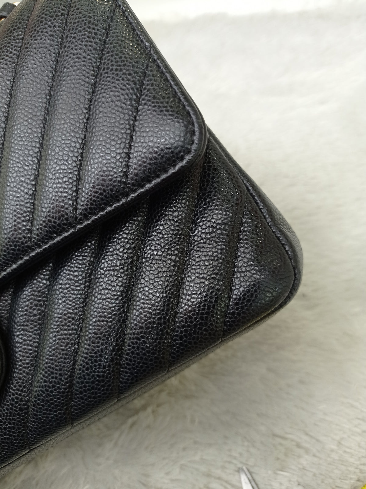 Chanel Medium Chevron Caviar Black GHW DF #30