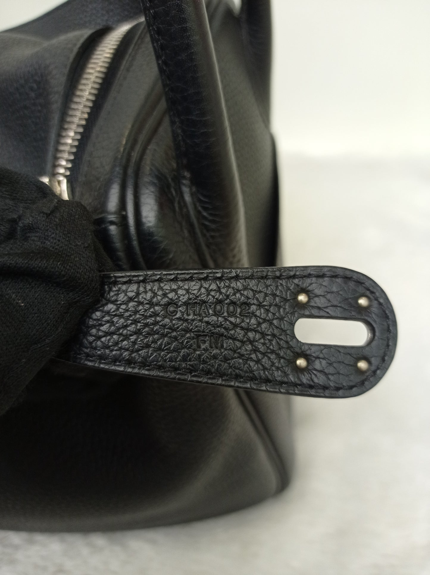 Lindy 30 Clem Noir PHW #C