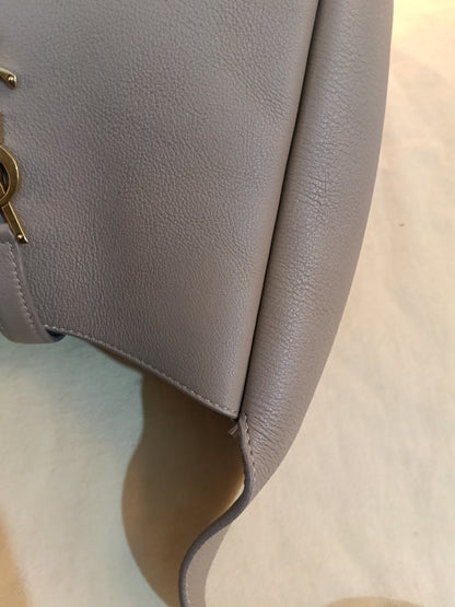 YsL Le 5 A7 Supple Small Calfskin Dusty Grey GHW 2023