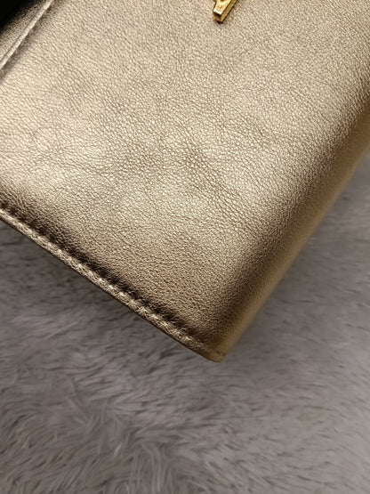 LV Pouch Louise EW Cuir Dore 2015