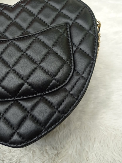 *NEW* Chanel 22S Large Heart Bag Lamb Black LGHW 2025 (CHIP)