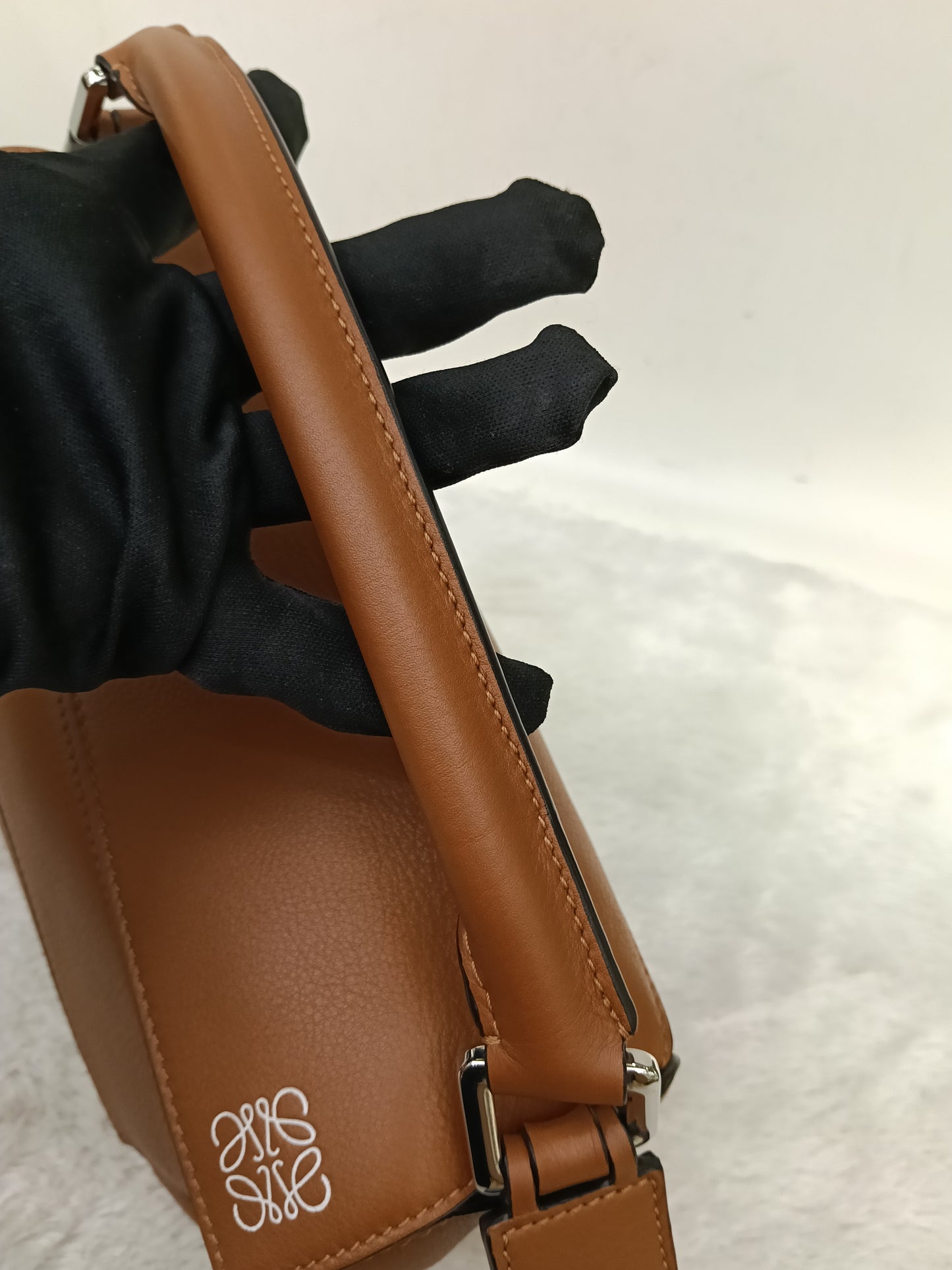 Loewe Puzzle Small Tan SHW 2020