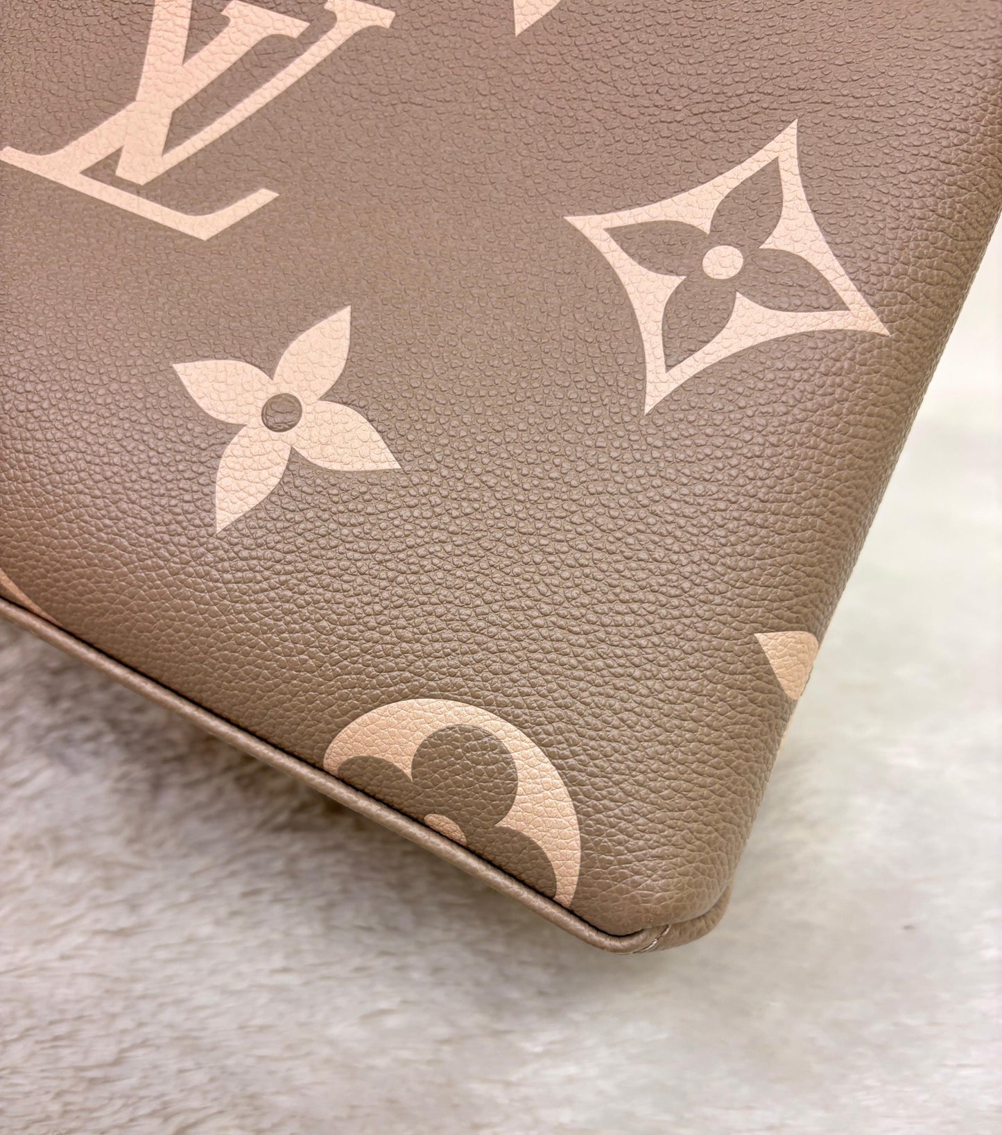 LV Petite Palais PM Empreinte Tourterelle Creme (CHIP)