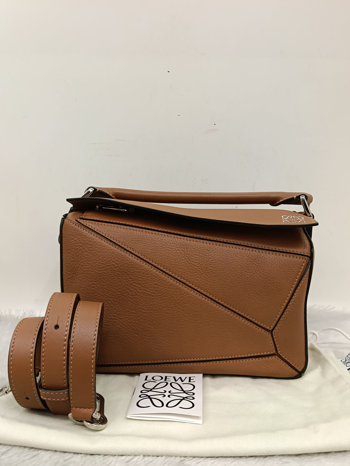 Loewe Puzzle Small Tan SHW 2021