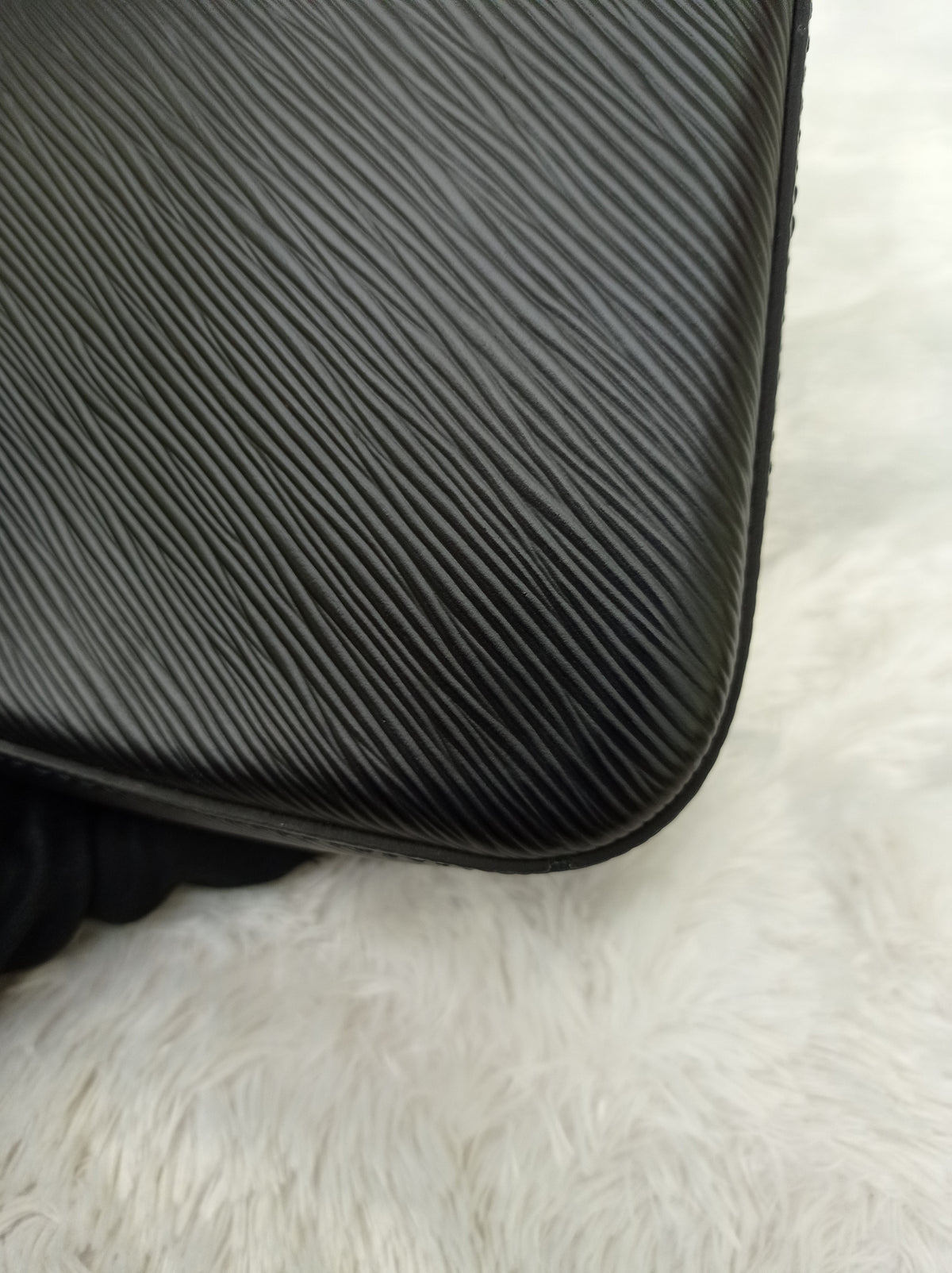 LV Marelle NM Epi Noir (CHIP)