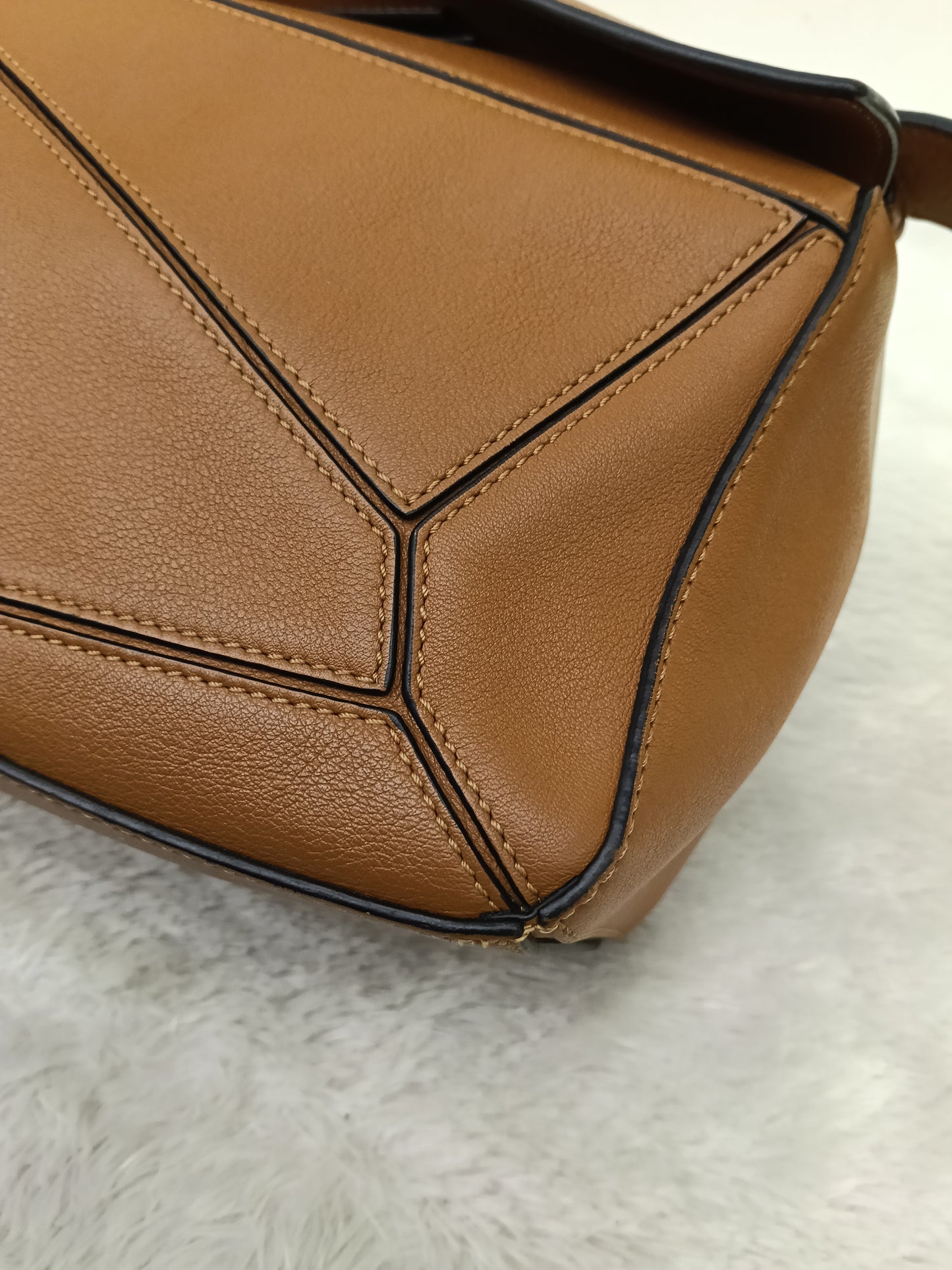 Loewe Puzzle Small Tan SHW 2018