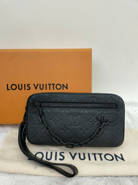 LV Pochette Volga Monogram Taurillon Empreinte Noir 2020