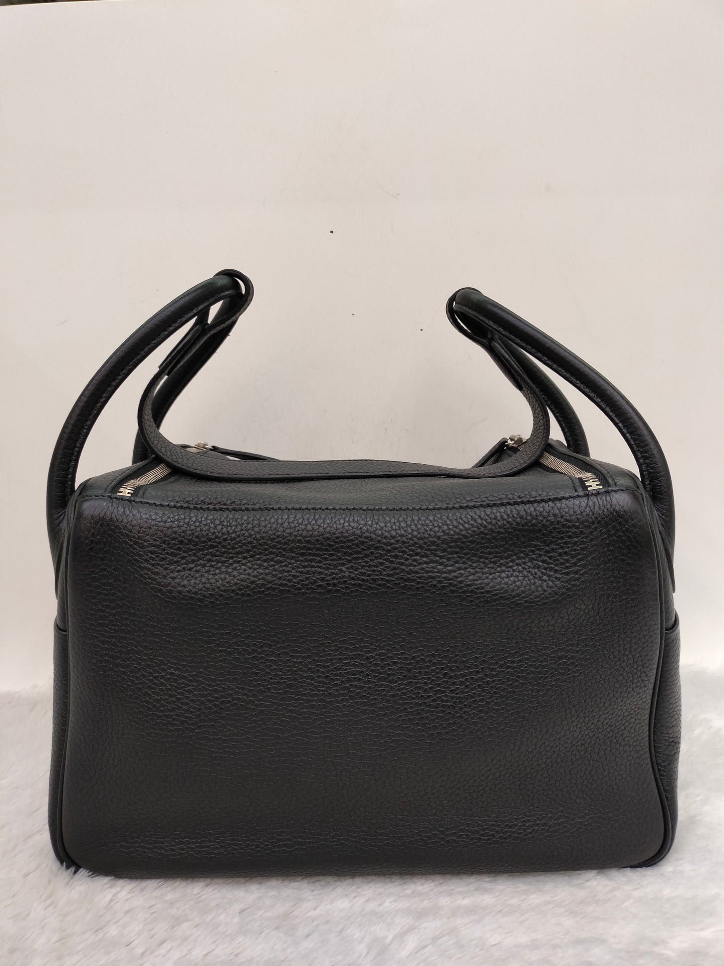 Lindy 30 Clem Black PHW #Q square