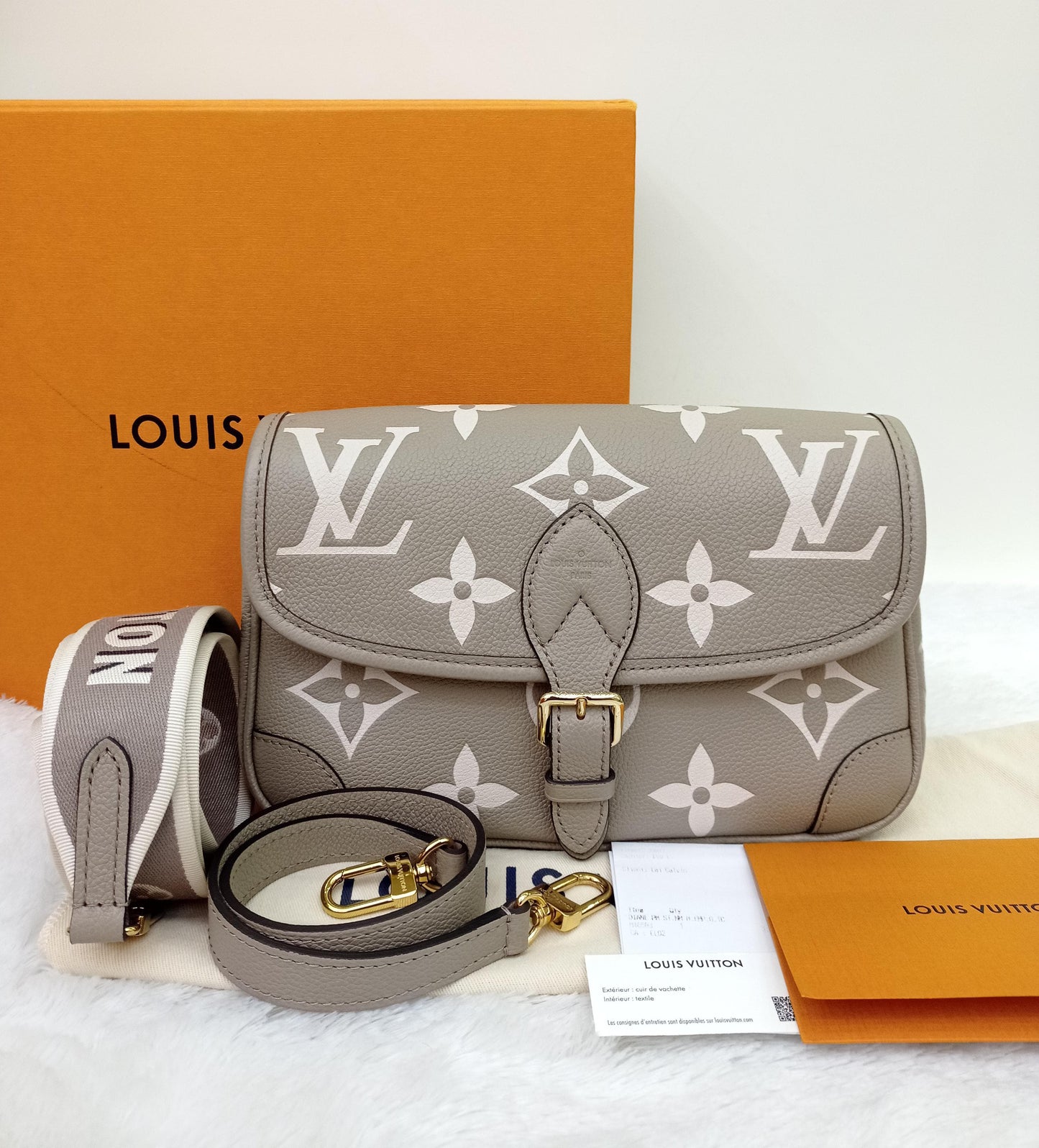 LV Diane PM ST NM Monogram Empreinte Creme Tourterelle (CHIP)