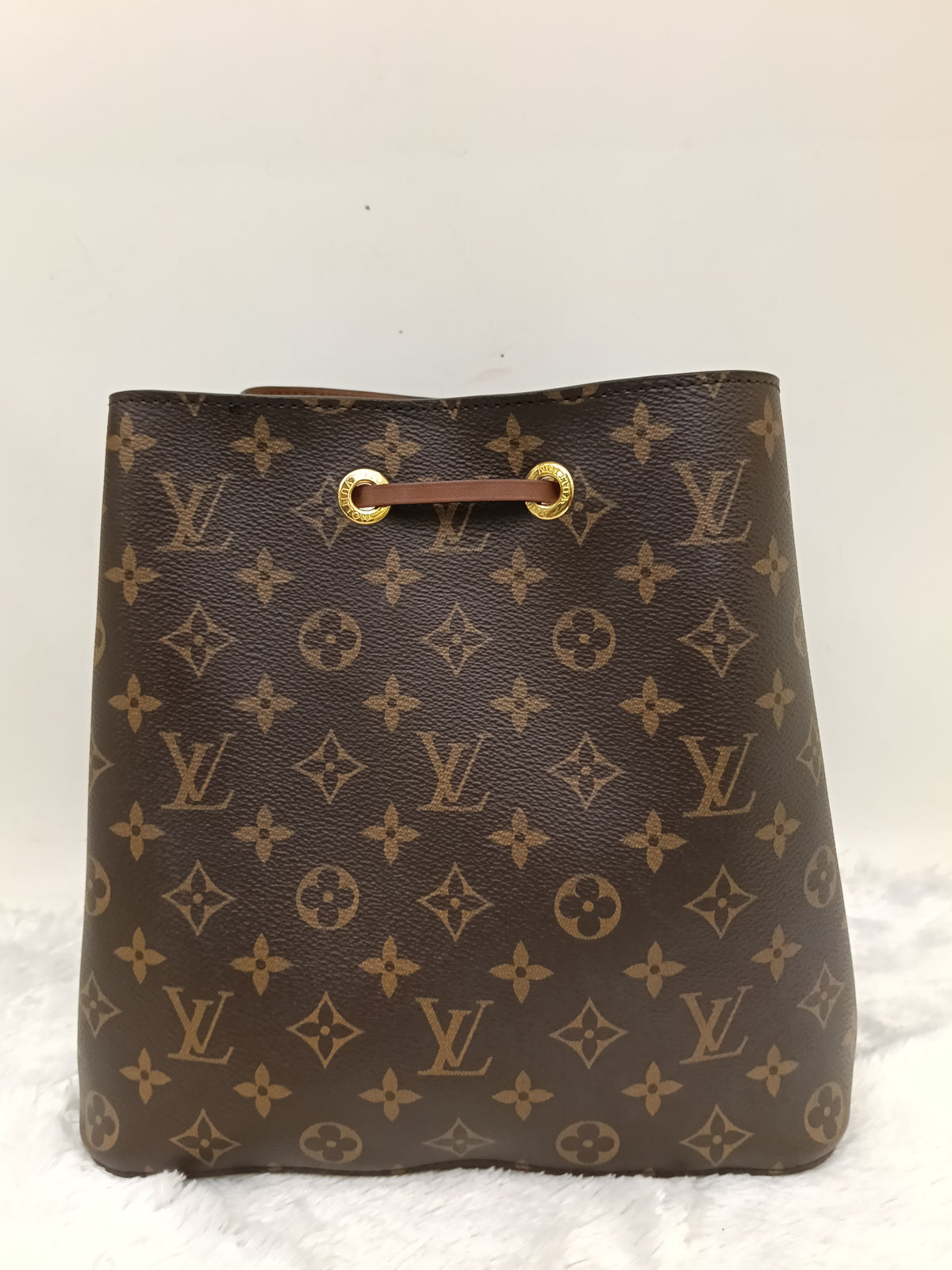 LV Neo Noe MM Monogram Caramel 2020
