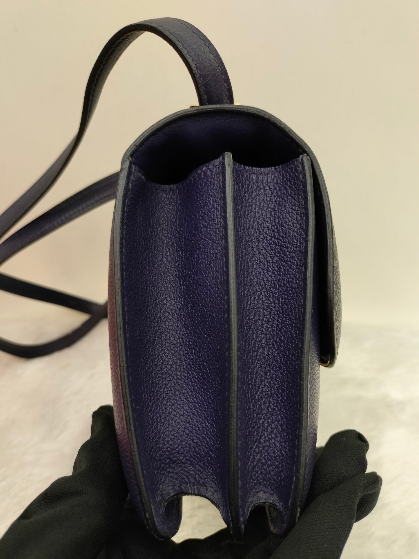 Constance 18 Evercolour Bleu GHW #C