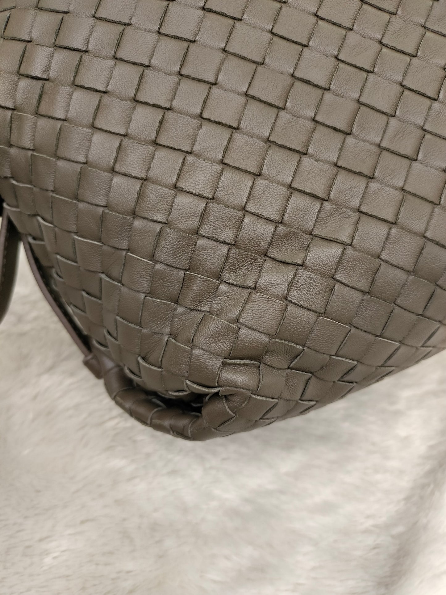 Bottega Veneta Osaka Medium Grey 2018