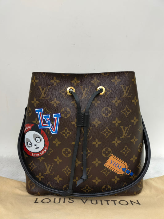 LV Neo Noe Monogram World Tour