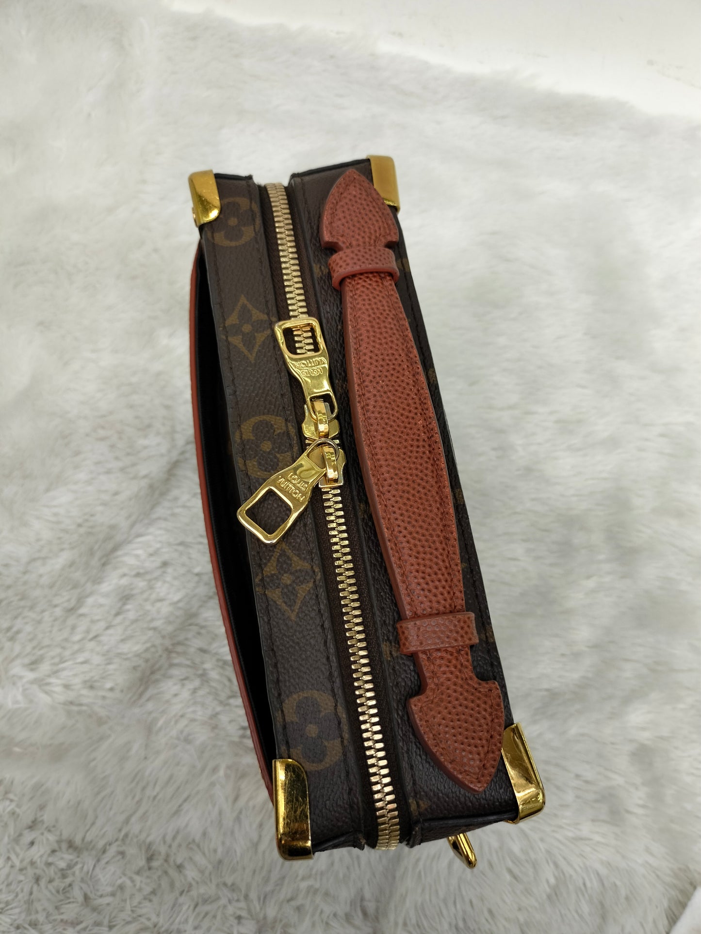 LV Handle Trunk NBA Legacy Monogram (CHIP)