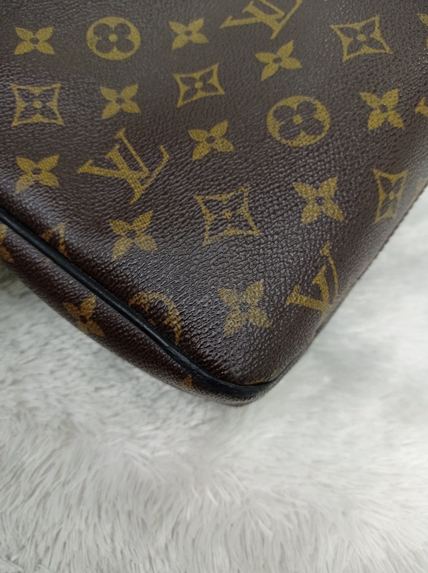 LV District PM Monogram Macassar