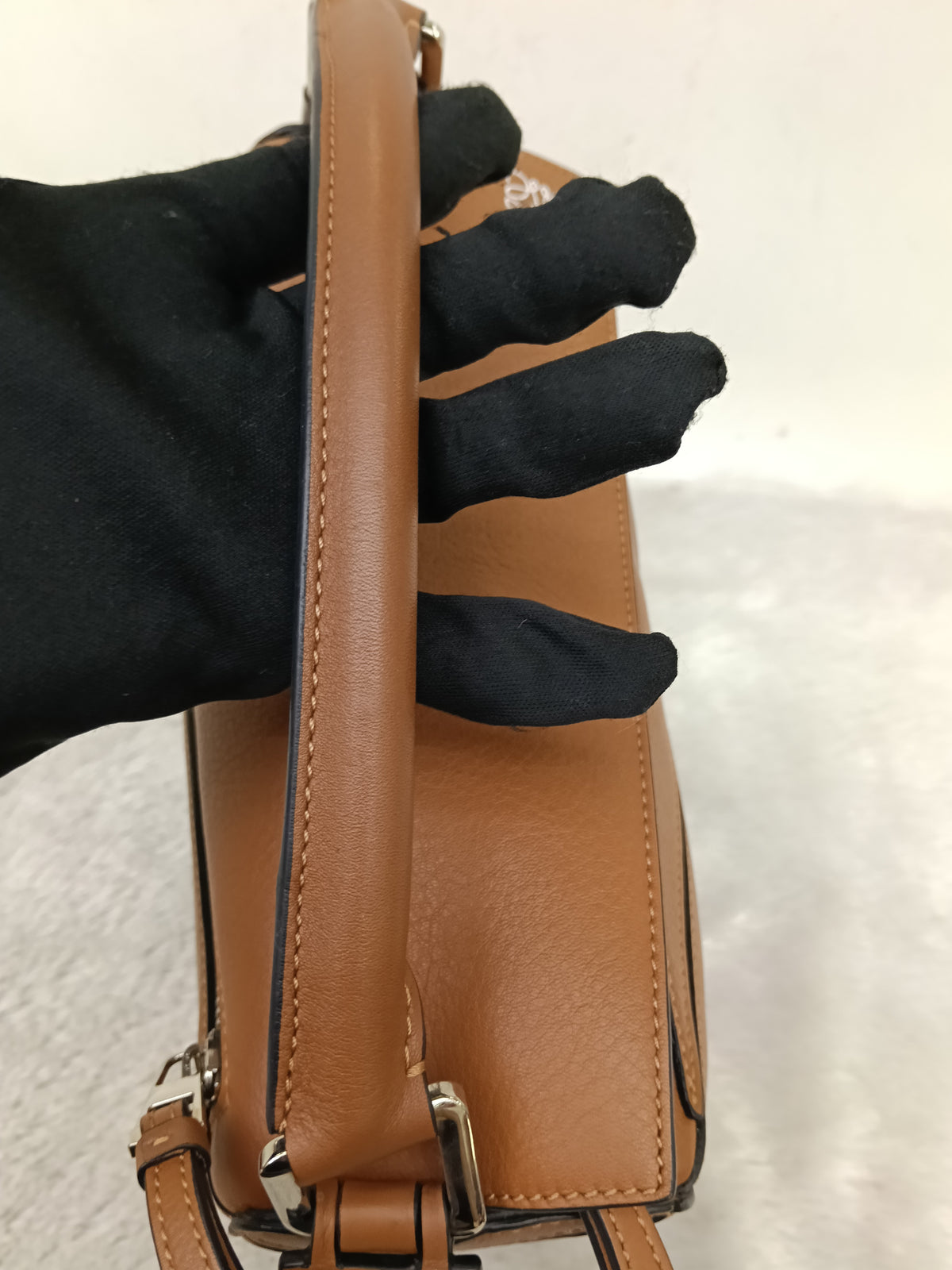 Loewe Puzzle Small Calfskin Tan SHW 2020