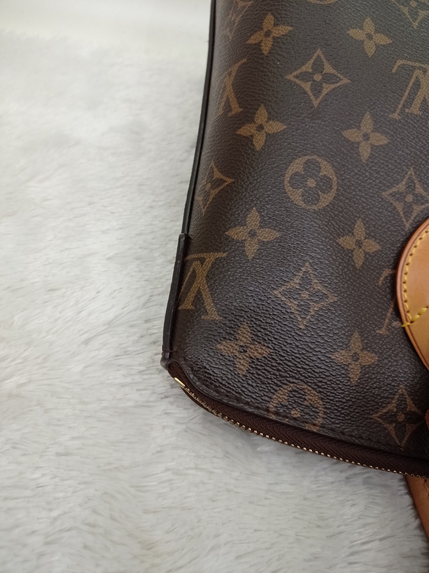 LV Lockit PM Monogram