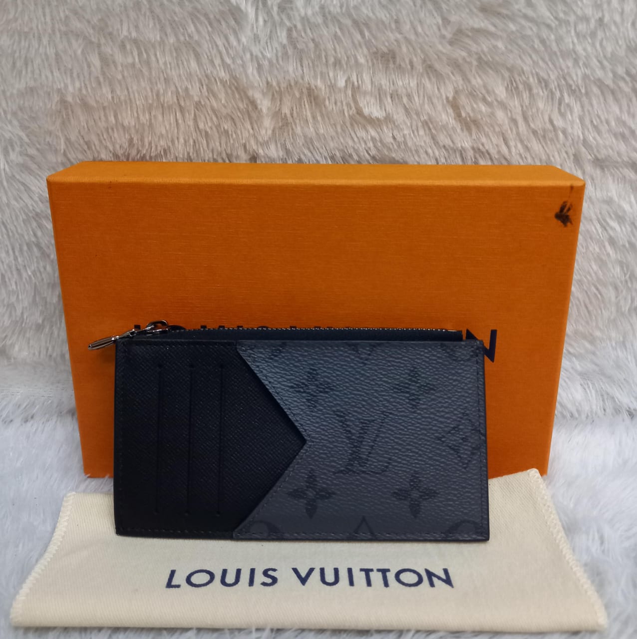 *NEW* Lv Wallet Card Holder Black Chip