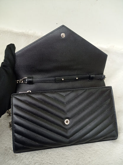 YsL WOC 22 Matelasse Monogramme Grained Black SHW 2018