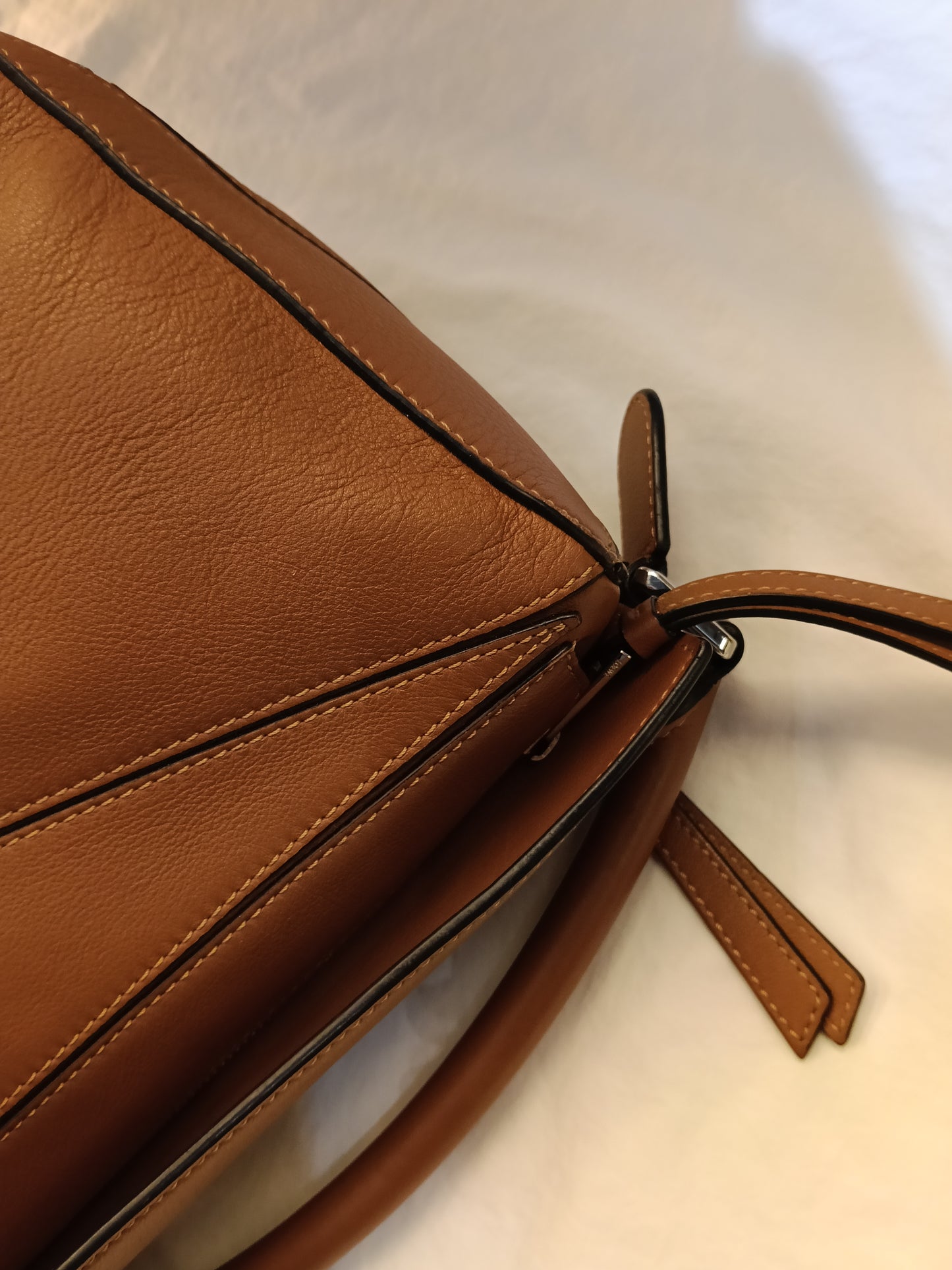 Loewe Puzzle Small Tan SHW 2020