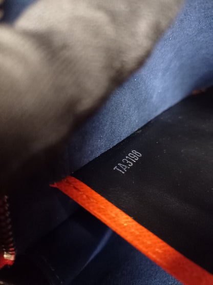 LV Pochette Voyage MM Taiga Epi Graphite Blue Grey 2018