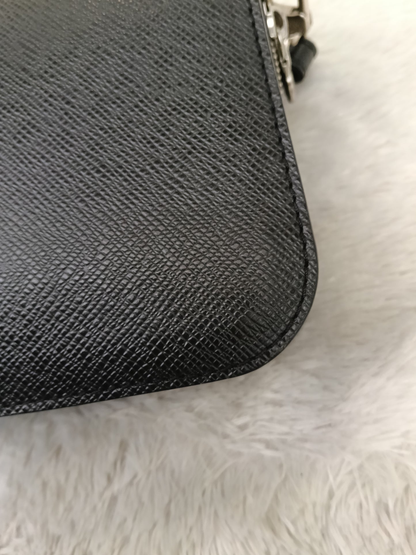 LV Baikal Clutch Taiga Black 2012