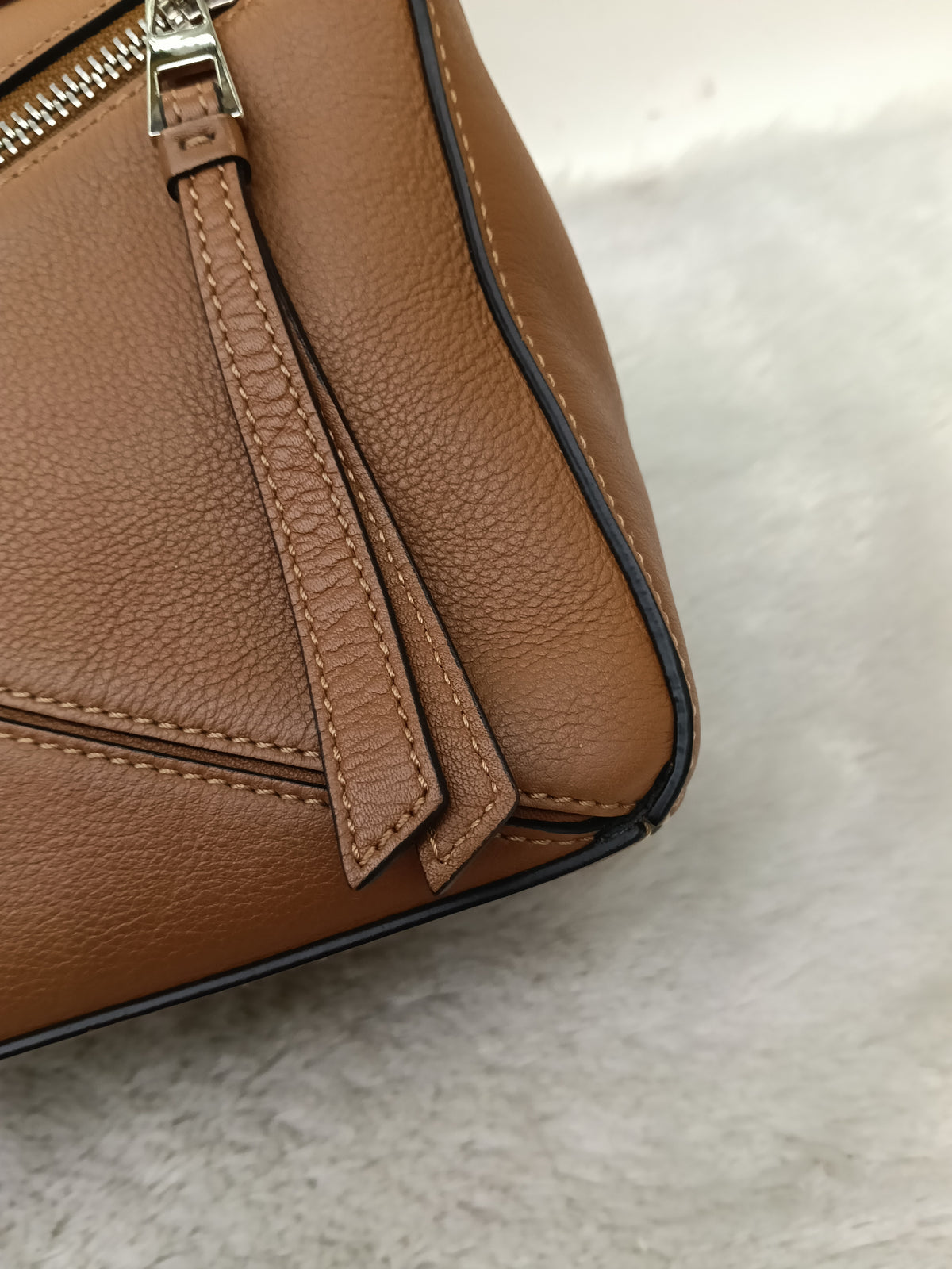 Loewe Puzzle Small Tan SHW 2021