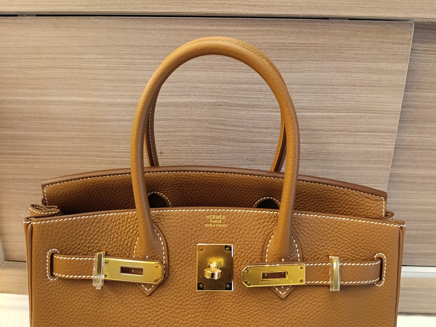 *Neverbeen Used* B30 Togo Gold GHW #B