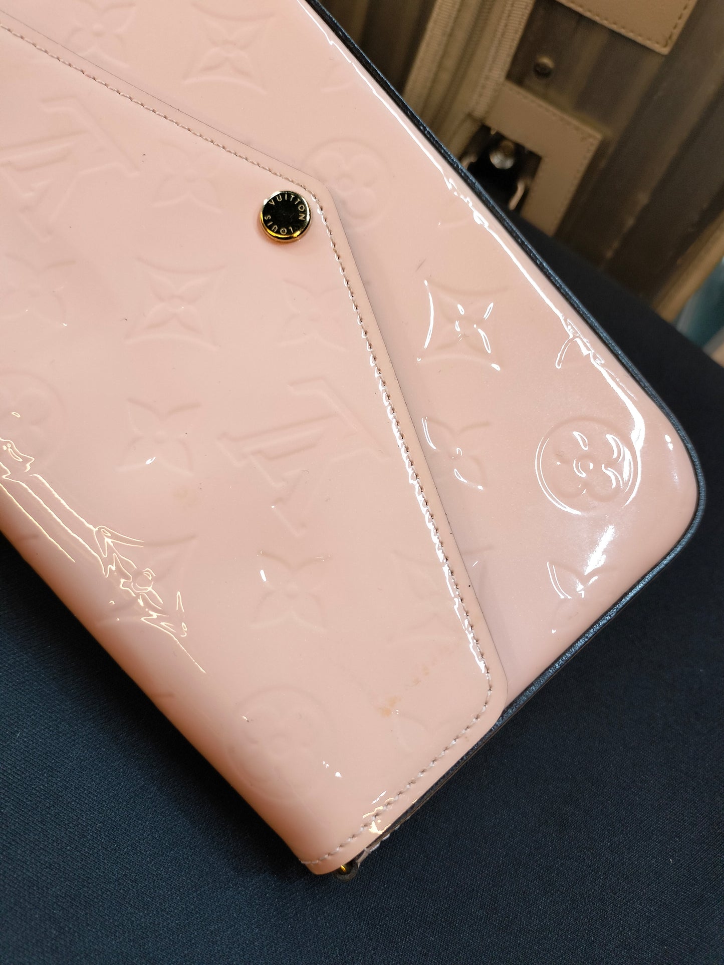 LV Felicie Monogram Vernis Rose Ballerine